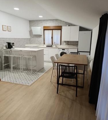 APARTAMENTOS CASA FREDI - Las LLaceries