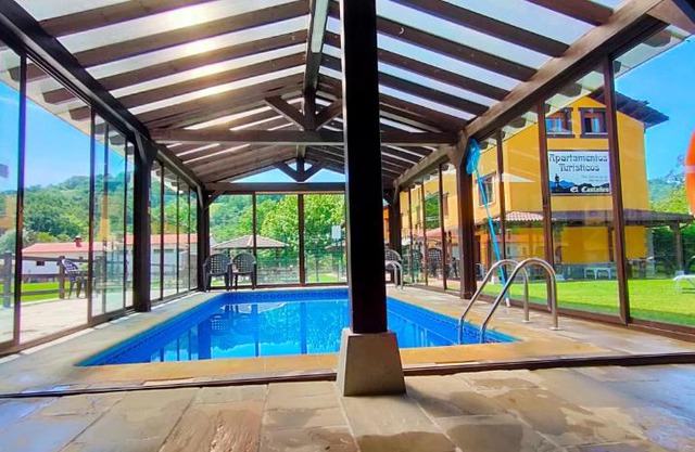 Apartamentos El Castañeu