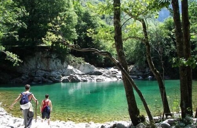 Apartamentos El Castañeu for 2 people