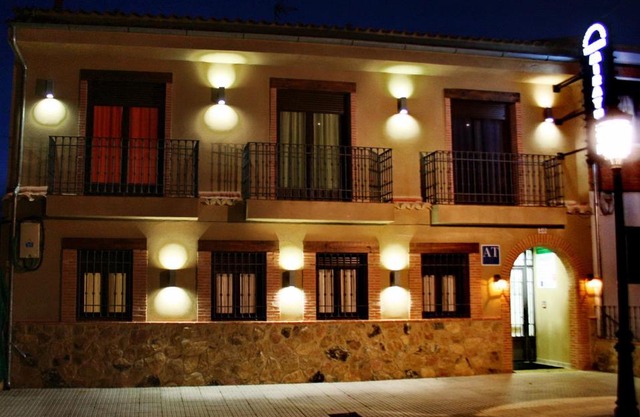 Apartamentos Turisticos Mirayuste