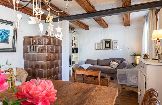 Apartment 'Kleiner Hof Vergissmeinnicht' with Shared Terrace, Shared Garden and Wi-Fi