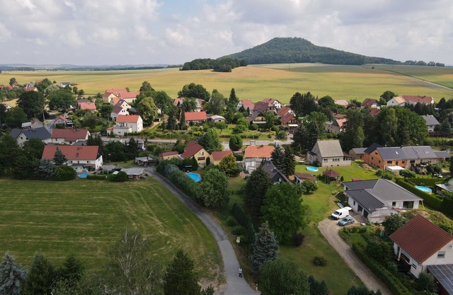 Apartment 'Ferienwohnung Sonnenblume 2' with Mountain View, Balcony and Wi-Fi