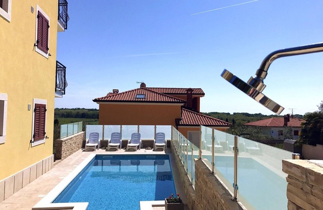 Apartment 1 new in Savudrija, dishwasher WiFi pool, private parking