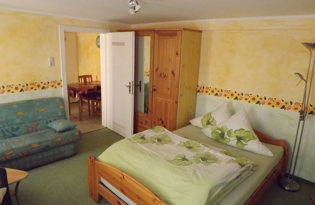 Apartment '1' with Shared Terrace