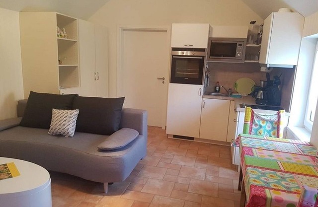 Apartment 2, bedroom, living room with kitchen, shower/WC, terrace - Spreewald-Ferienwohnung Keym