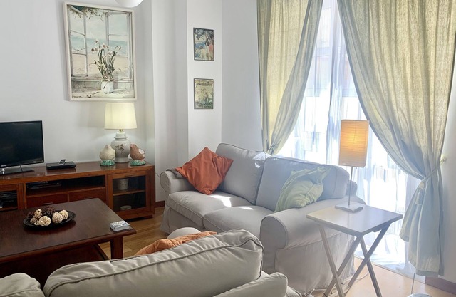 Apartment 2 bedrooms and garage, Jerez center, 150m Pz Arenal (VFT/CA/00586)