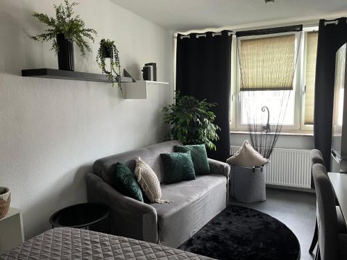 APARTMENT 24h CHECK IN - MODERN APARTMENT - STUDIO IN GOOD LOCATED - KLEIN aber FEIN in METROPOLE FRANKFURT