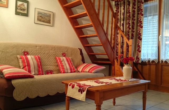 Apartment 3: Apartment in private property with courtyard in Bergheim