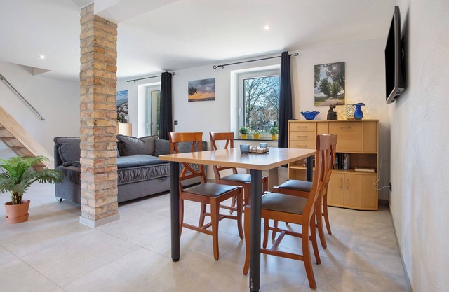 Apartment '3' with Private Terrace, Private Garden and Wi-Fi