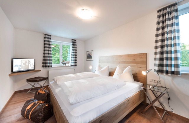 Apartment 'Alpiner Lifestyle - 401' with Mountain View, Shared Pool and Wi-Fi