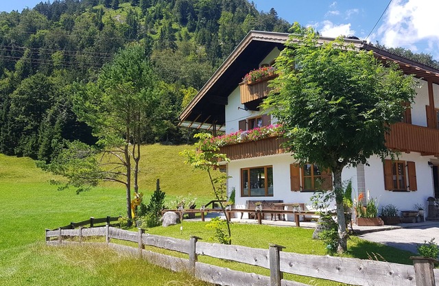 Apartment "Am alten Skihang" on the ground floor, sunny and quiet location, 80sqm