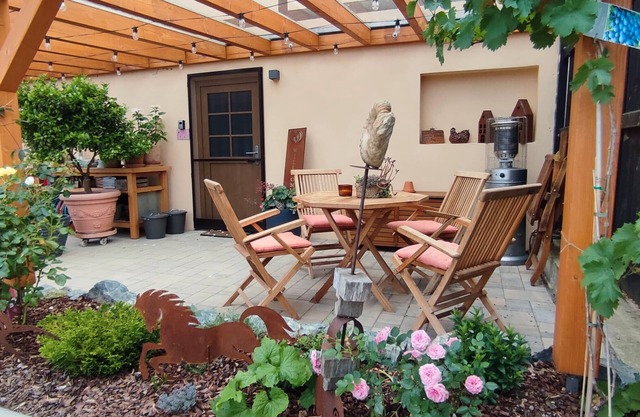 Apartment 'Am Dächsberg' with Private Terrace, Balcony and Wi-Fi