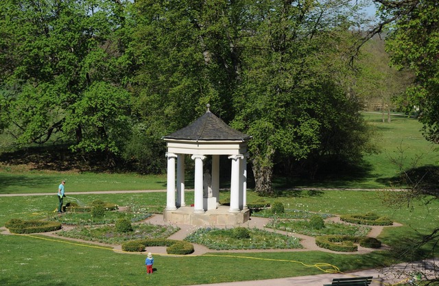 Apartment 'am Goethepark Weimar' with Terrace & Wi-Fi