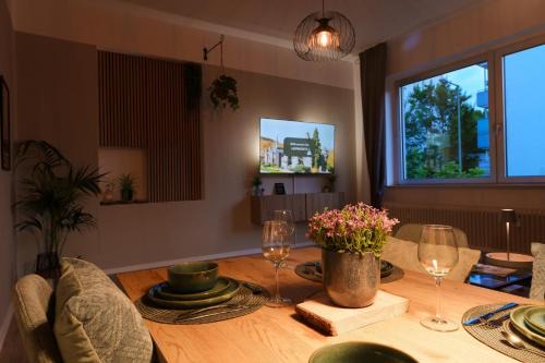 Apartment am Tannenwäldchen im Vorderer Westen Kassel by CASTORA HOMES