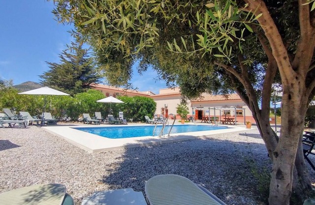 Apartment 'Apartamento Olivo' with Mountain View, Wi-Fi and Air Conditioning