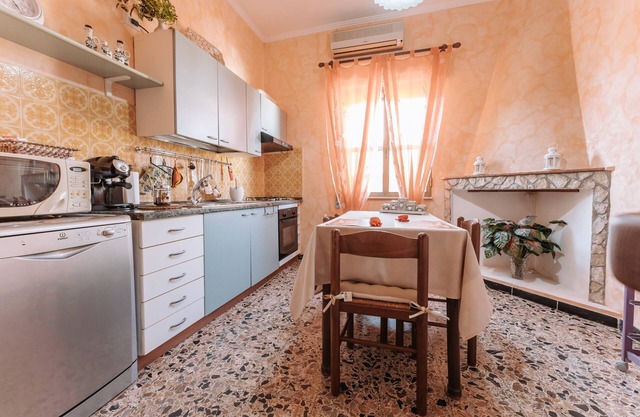 Apartment 'Appartamento Nuragica' with Wi-Fi and Air Conditioning