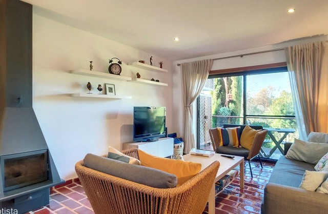 Apartment 'Arrancada 14' with Mountain View, Wi-Fi and Air Conditioning