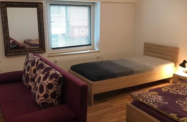 Apartment 'B' with Shared Terrace and Wi-Fi