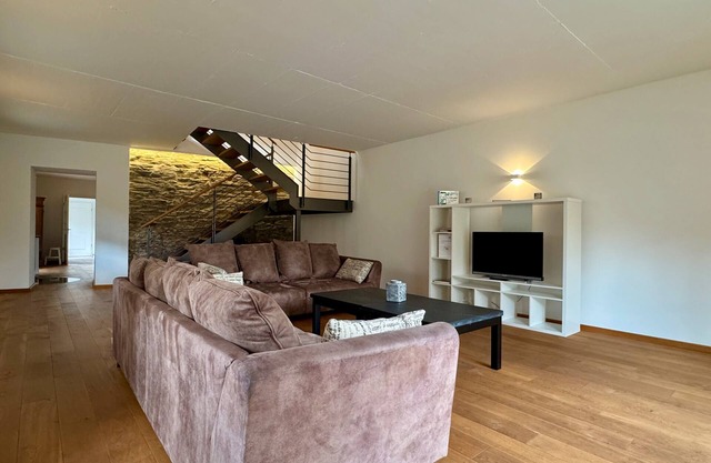 Apartment 'Brunnenhaus' with Private Terrace, Private Garden and Wi-Fi