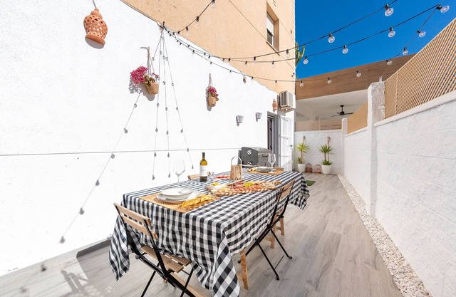 Apartment 'Calma Suite' with Private Garden, Wi-Fi and Air Conditioning