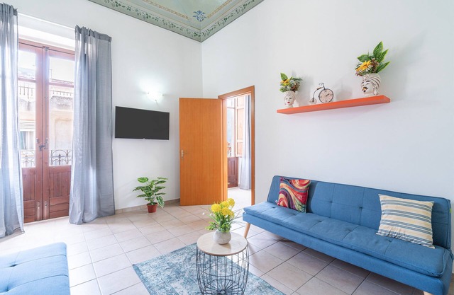 Apartment 'Casa Intersimone' with Wi-Fi and Air Conditioning