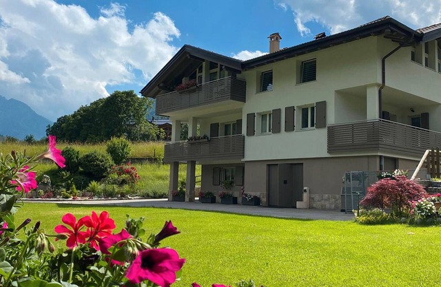 Apartment "Casa Nova" with Mountain View & Private Garden