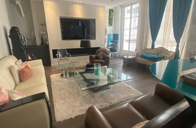 Apartment CENTRE PARIS 4 Bedrooms 8P