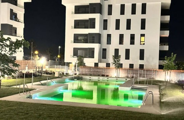 Apartment close to the Metro