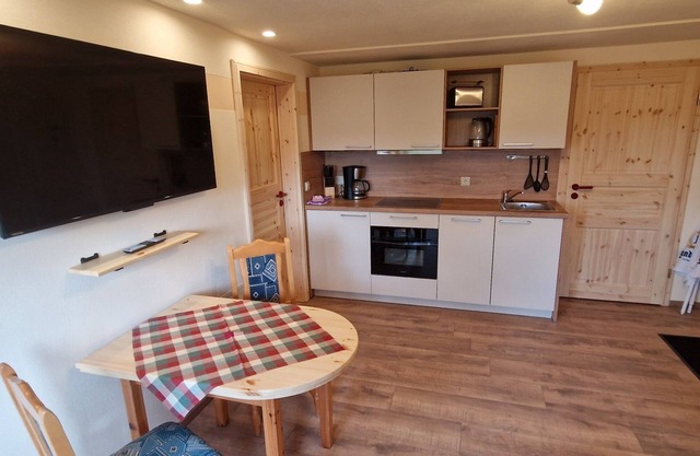 Apartment-Comfort-Ensuite with Shower-Terrace