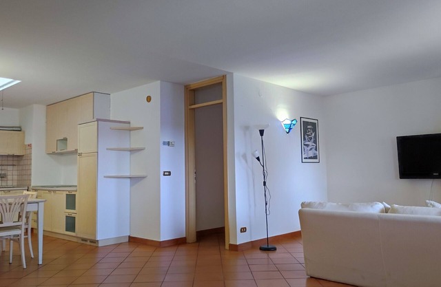 Apartment 'Corte degli Artisti' with Open Terrace, Garden & Wi-Fi