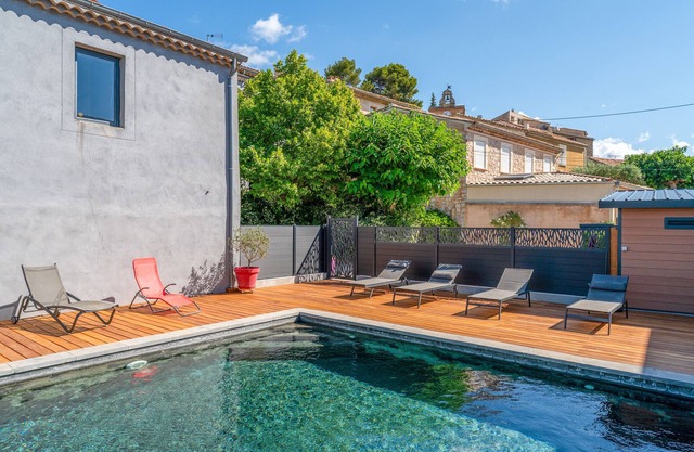 Apartment 'Côté Vigne' with Shared Pool, Private Terrace and Wi-Fi