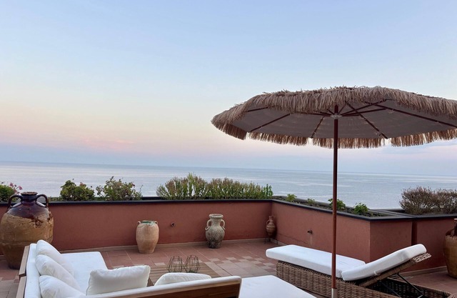 Apartment 'Della Baia' with Sea View, Private Terrace and Wi-Fi