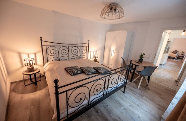 Apartment-Ensuite with Shower-STUDIO