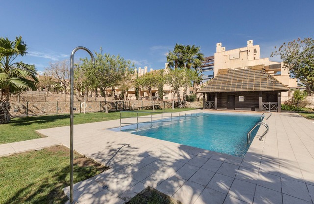 Apartment 'El Oasis Plaza Madagascar' with Shared Pool, Wi-Fi and Air Conditioning