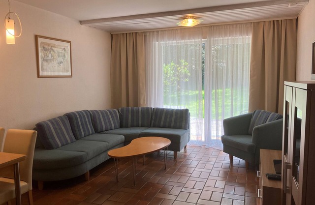 Apartment 'Für Bis Zu 4 Personen' with Private Terrace, Shared Garden and Wi-Fi