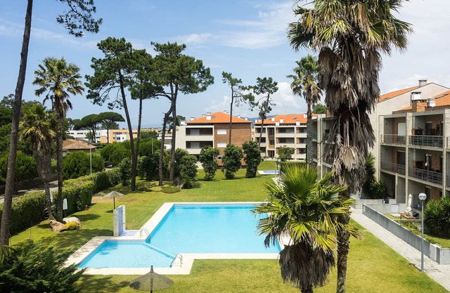 Apartment 'Fão' with Shared Pool, Shared Garden and Wi-Fi