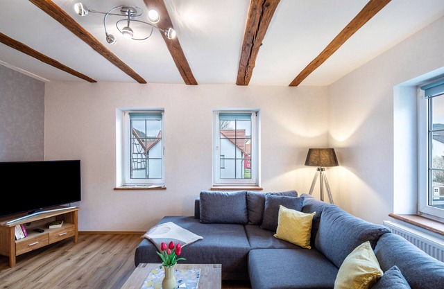 Apartment 'Ferienwohnung Haseltal' with Shared Garden, Balcony and Wi-Fi