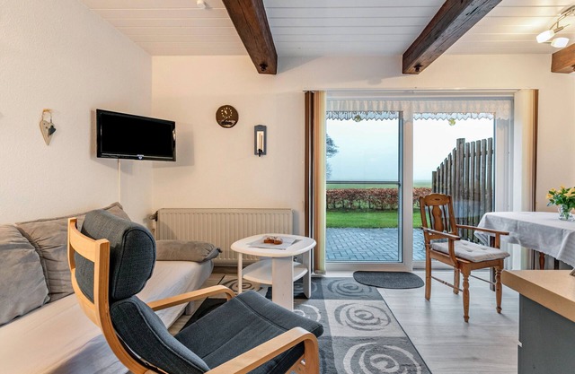 Apartment 'Ferienwohnung 2 Gänse' with Shared Garden and Wi-Fi