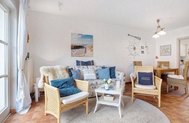 Apartment 'Fewo Yachthafenblick Nr 5' with Sea View, Private Terrace and Wi-Fi