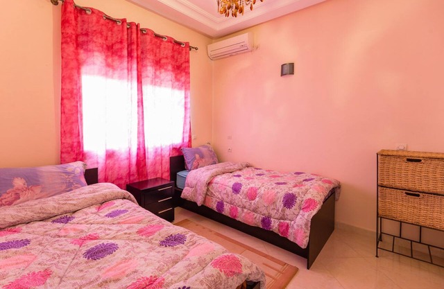 apartment for 2 to 4 people