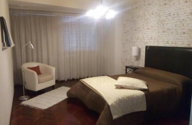 Apartment for 5 people with city views and located in Carballo