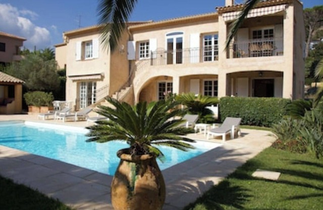 Apartment Esterel- Swimming pool, sandy beach/village 400 m, air conditioning, private parking,