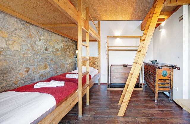 Apartment 'Garden Studio 2' with Sea View, Shared Terrace and Wi-Fi