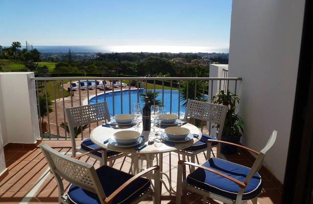 Apartment Golf Club Los Arqueros near Puerto Banus - 2 bedrooms- Internet -UK TV