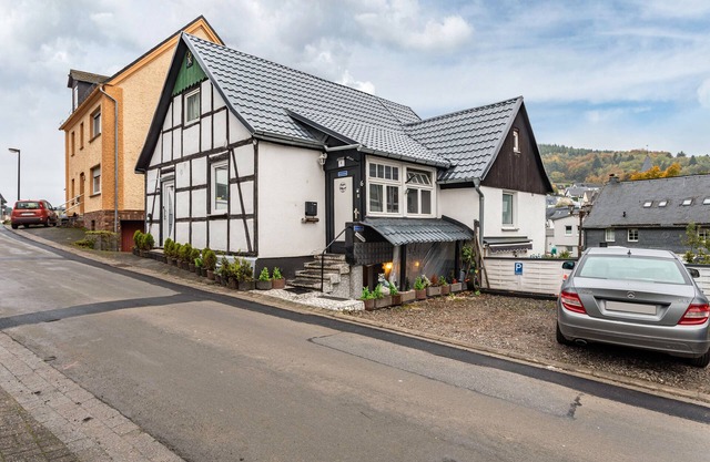 Apartment 'Happy 2' with Mountain View, Private Terrace and Wi-Fi