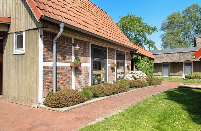 Apartment 'Haus Schöneck' with Private Terrace, Private Garden and Wi-Fi
