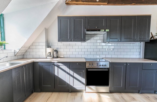 Apartment "Historischer Resthof" with Private Garden & Wi-Fi