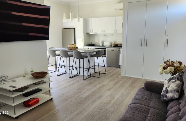 Apartment Hobart Two Bedroom Self Contained in Geilston Bay. Pet friendly.