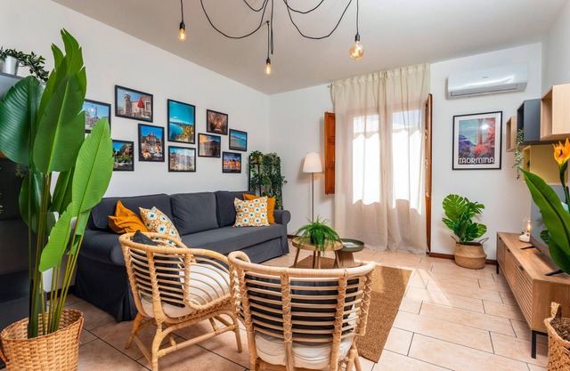Apartment 'Home Centrum 1' with Sea View, Wi-Fi and Air Conditioning