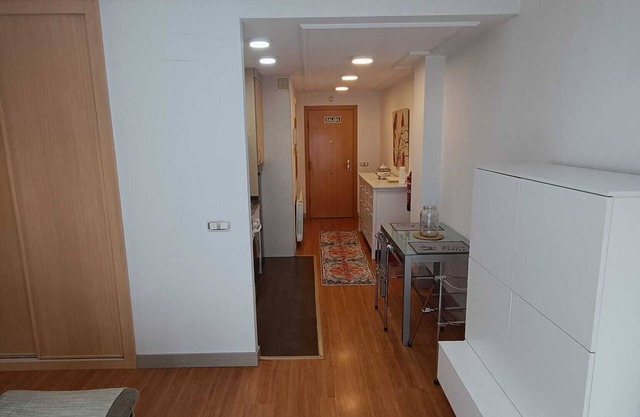 Apartment Hospital Los Prados Free parking